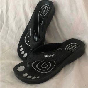 Areosoft  Sandles